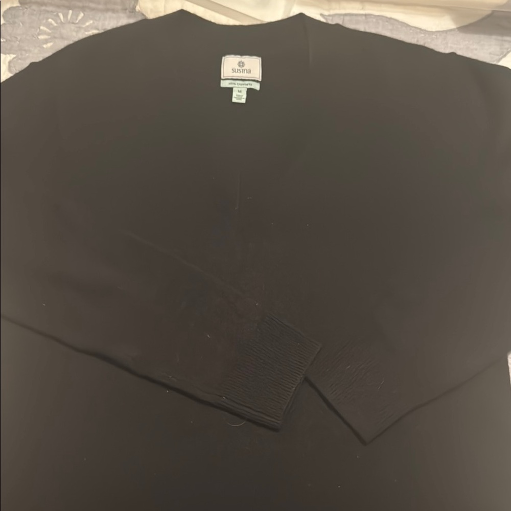 Susina Black V-Neck Sweater